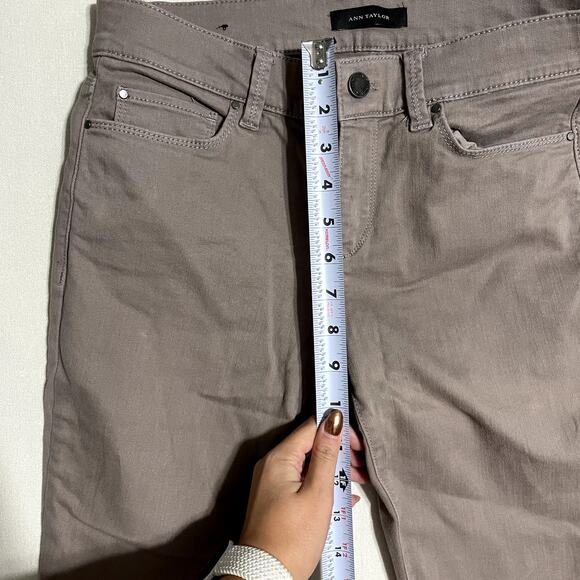 Ann Taylor The Skinny Modern Fit Stretch Pants Taupe‎ Muted Mauve - Size 6 - Picture 6 of 8